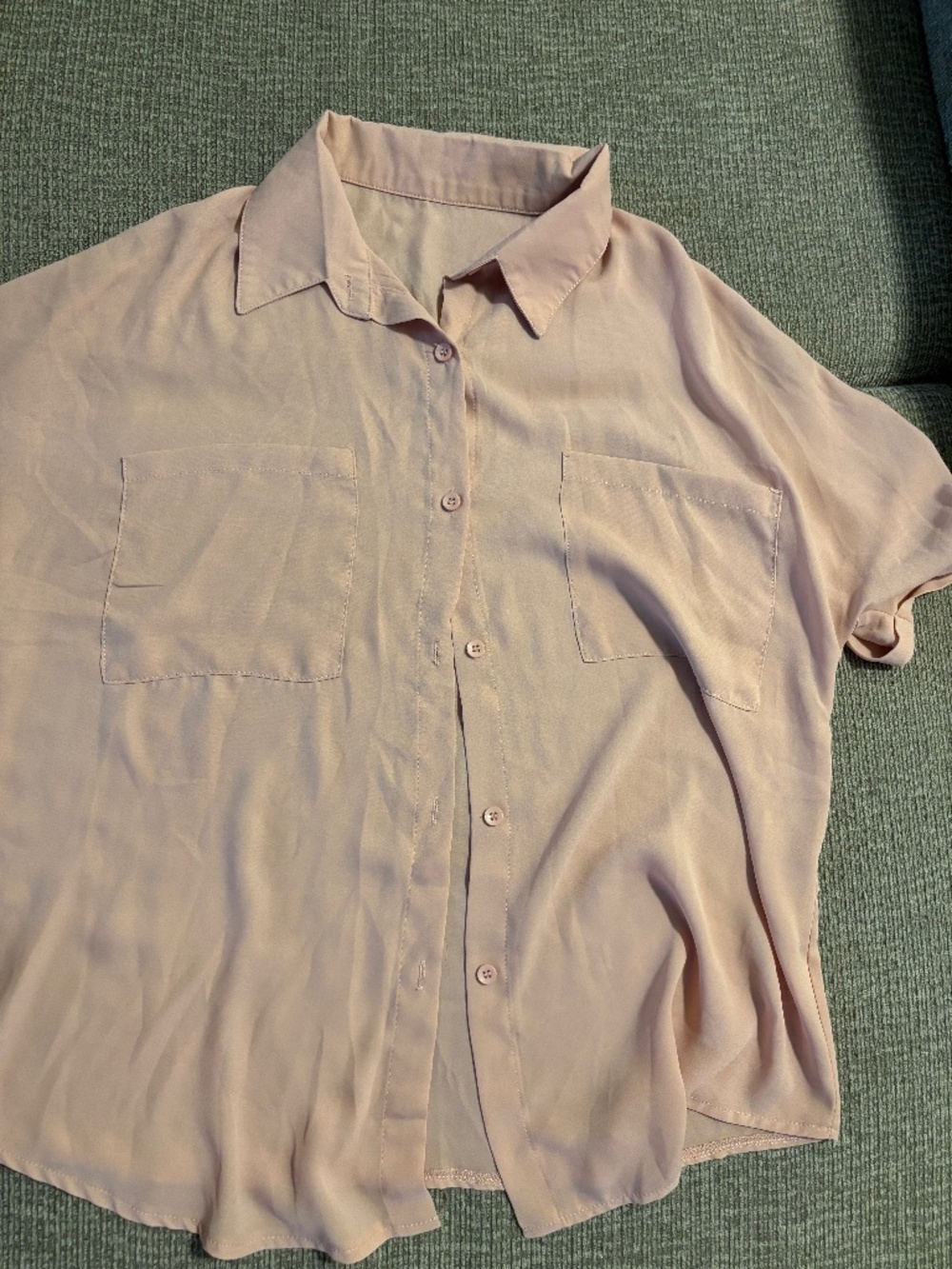 Short-sleeve shirt